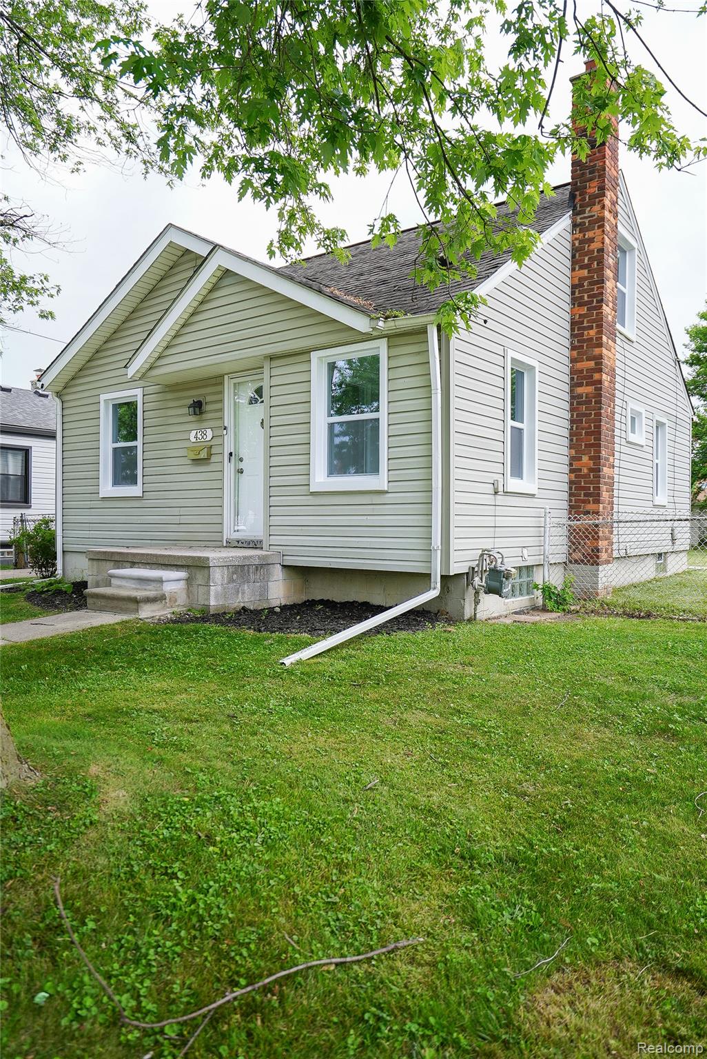 438 Ford Boulevard