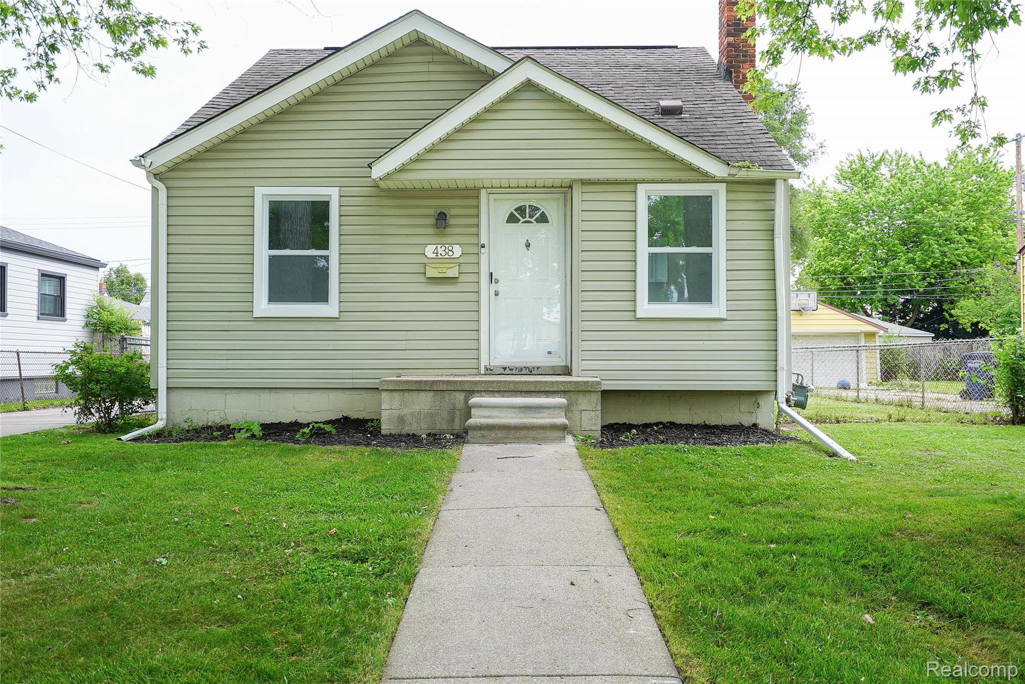 438 Ford Boulevard