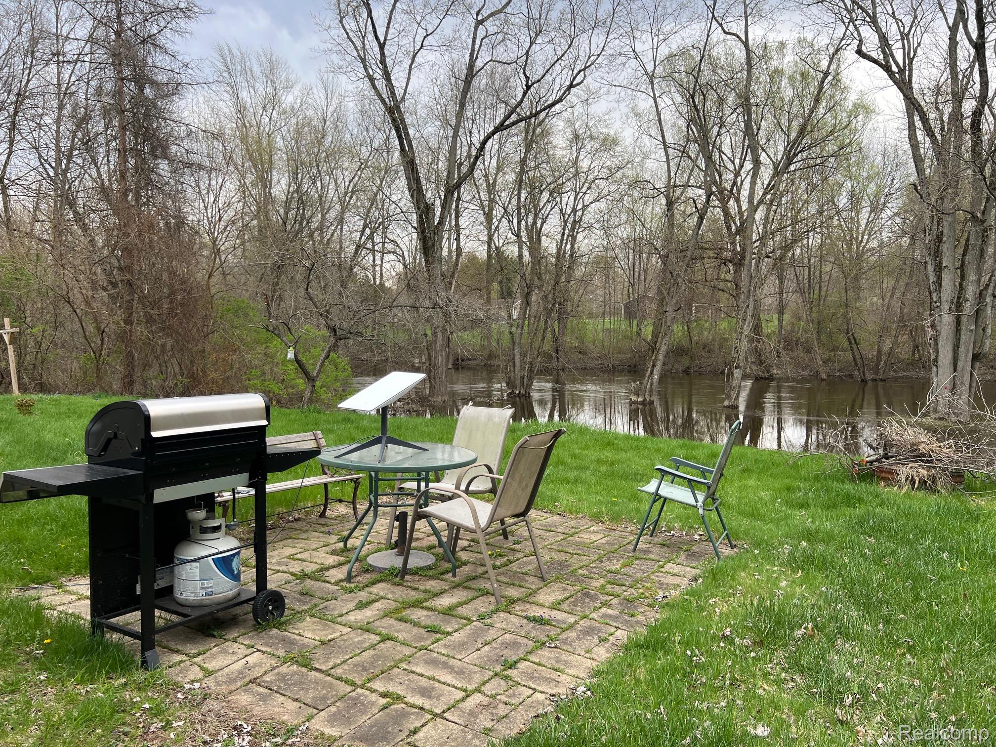 2681 Flint River Road
