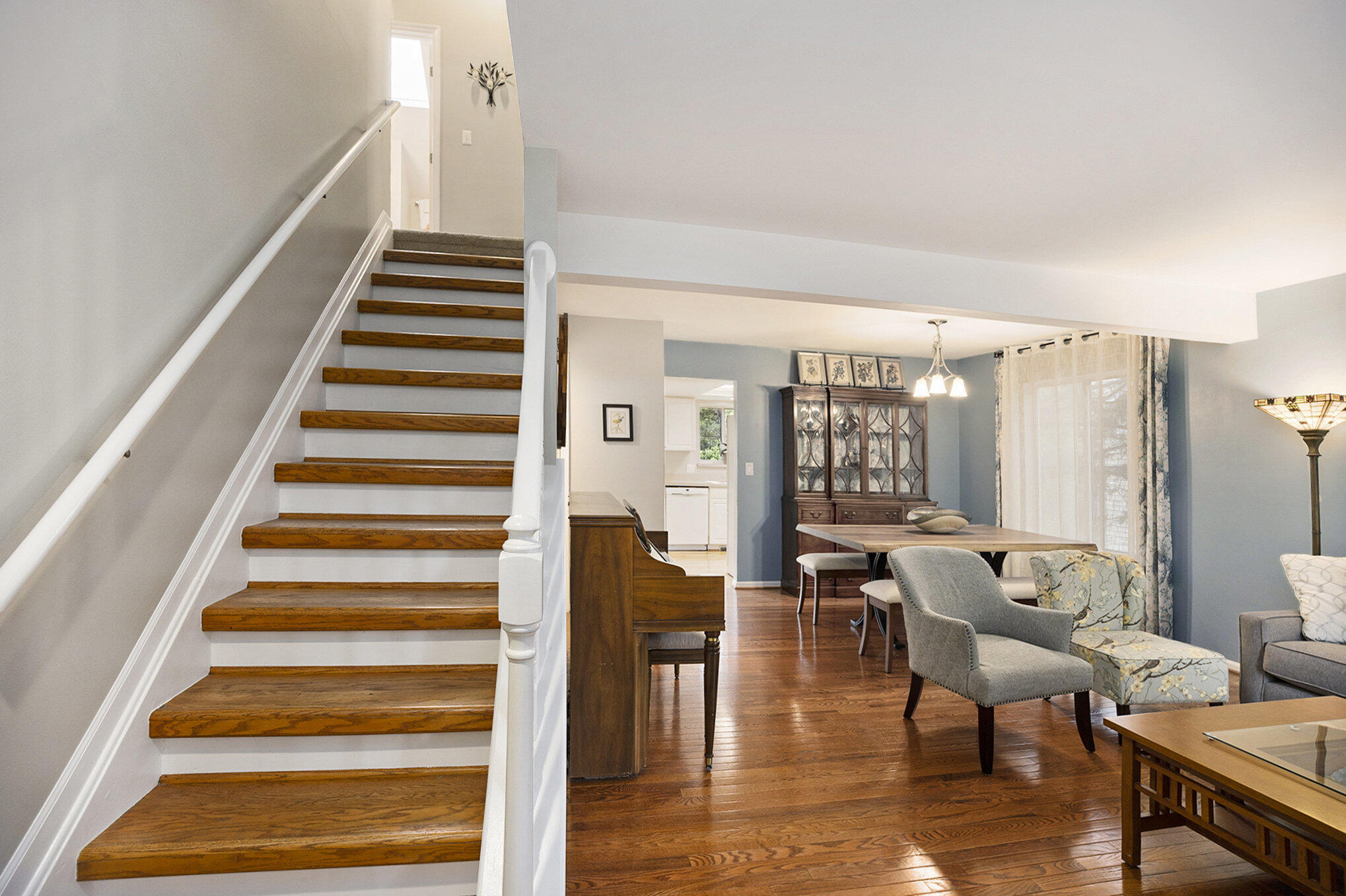 2512 Jade Court