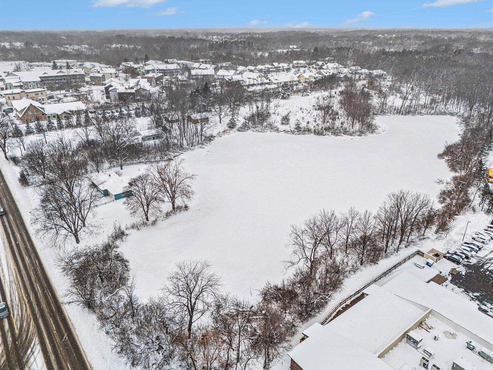 2967 Knapp Street NE