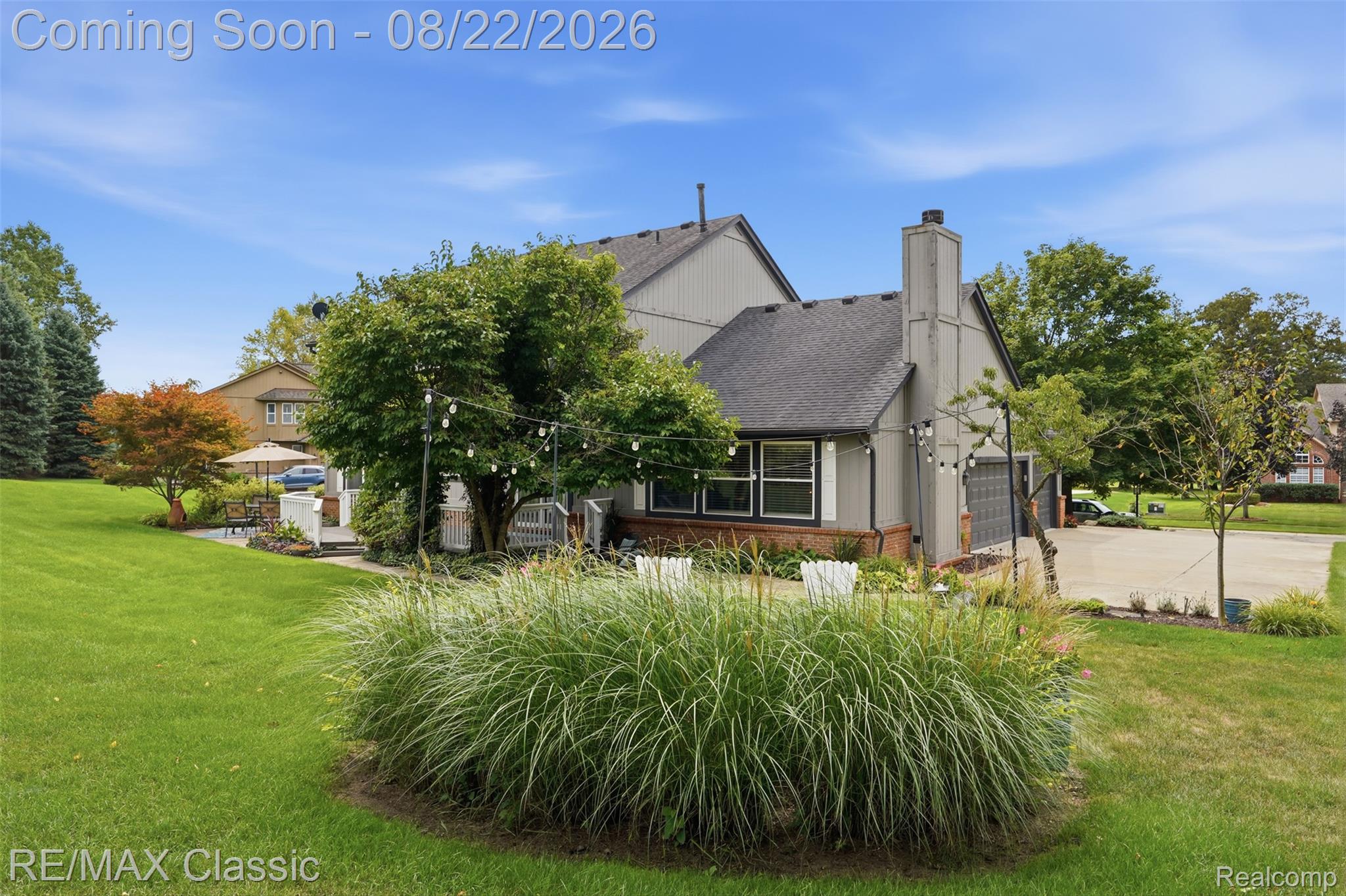 2333 Sandlewood Drive
