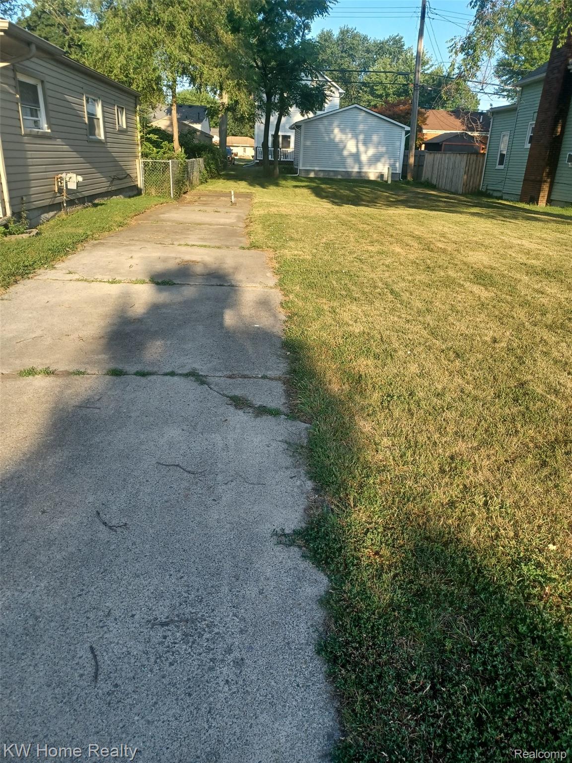0 Cayuga Avenue