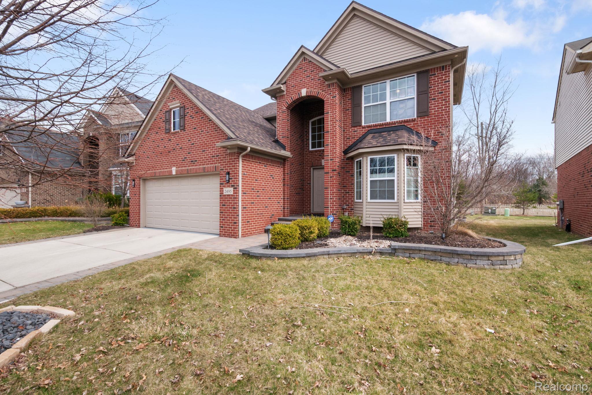 2495 Knollwood Drive