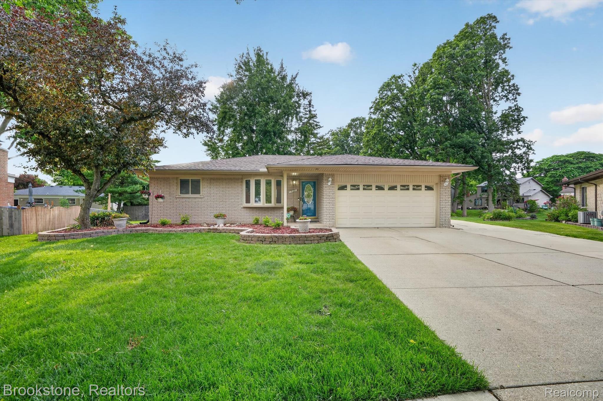 720 Comet Court