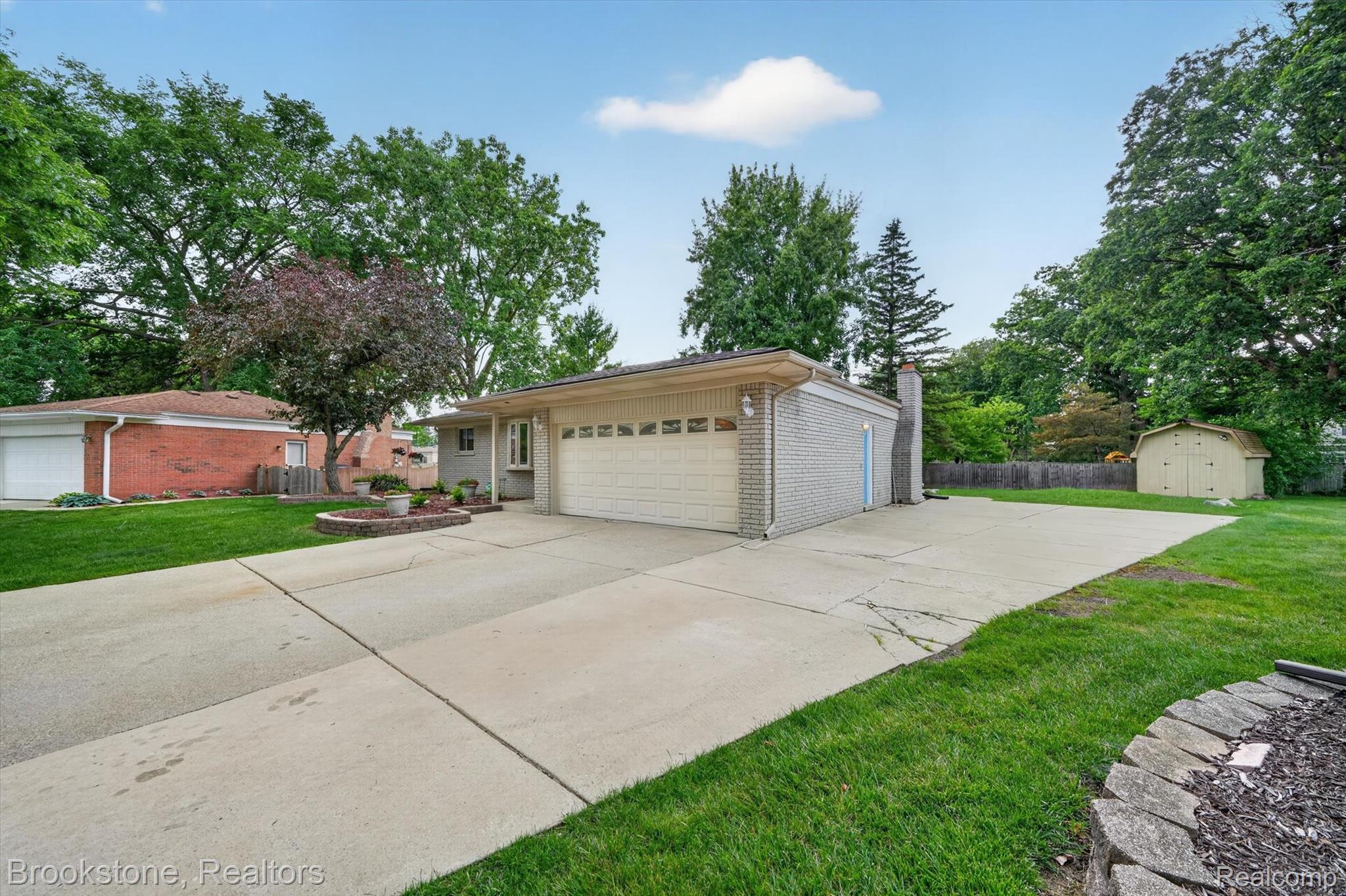 720 Comet Court