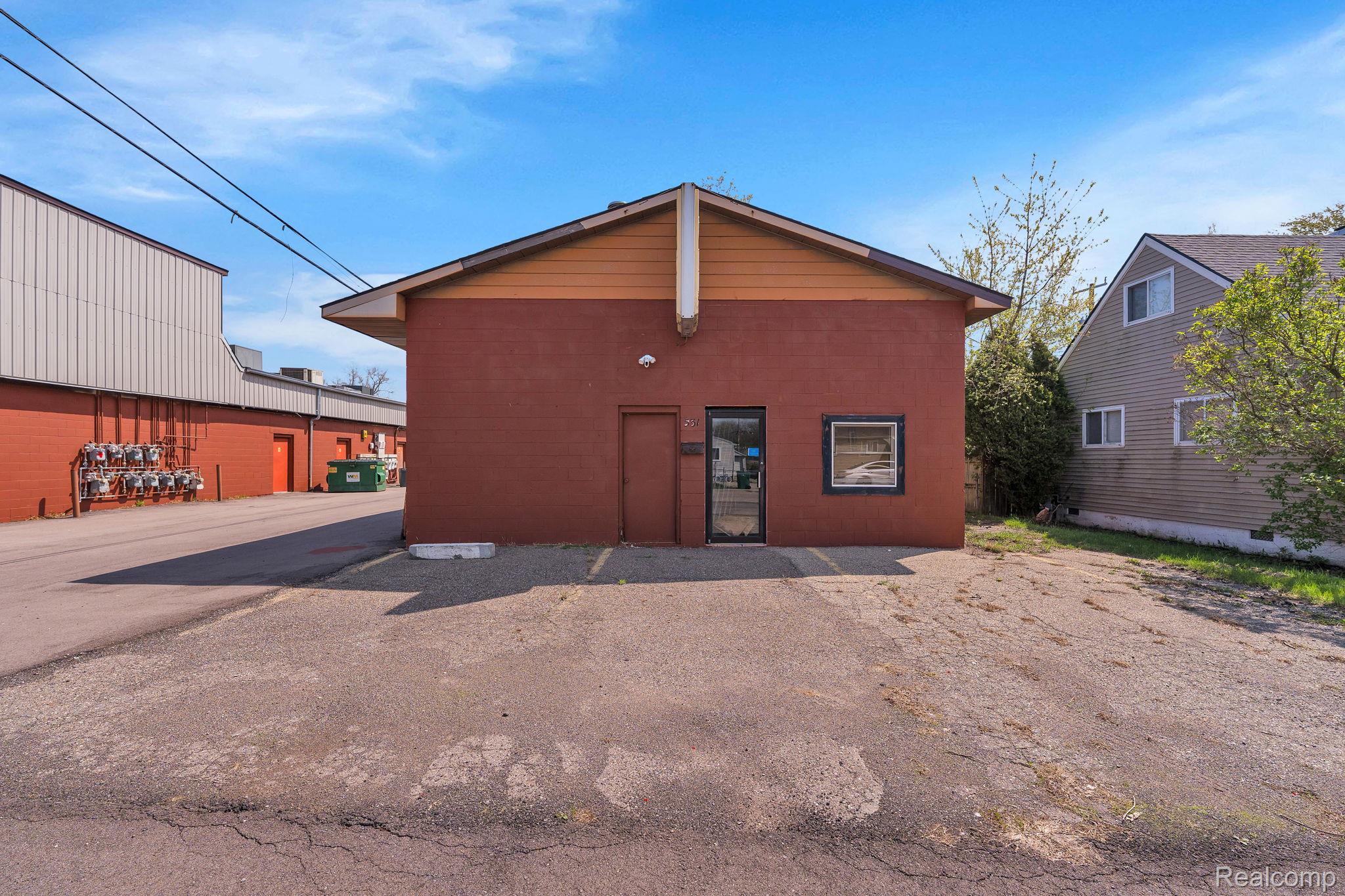 531 Woodlawn Avenue