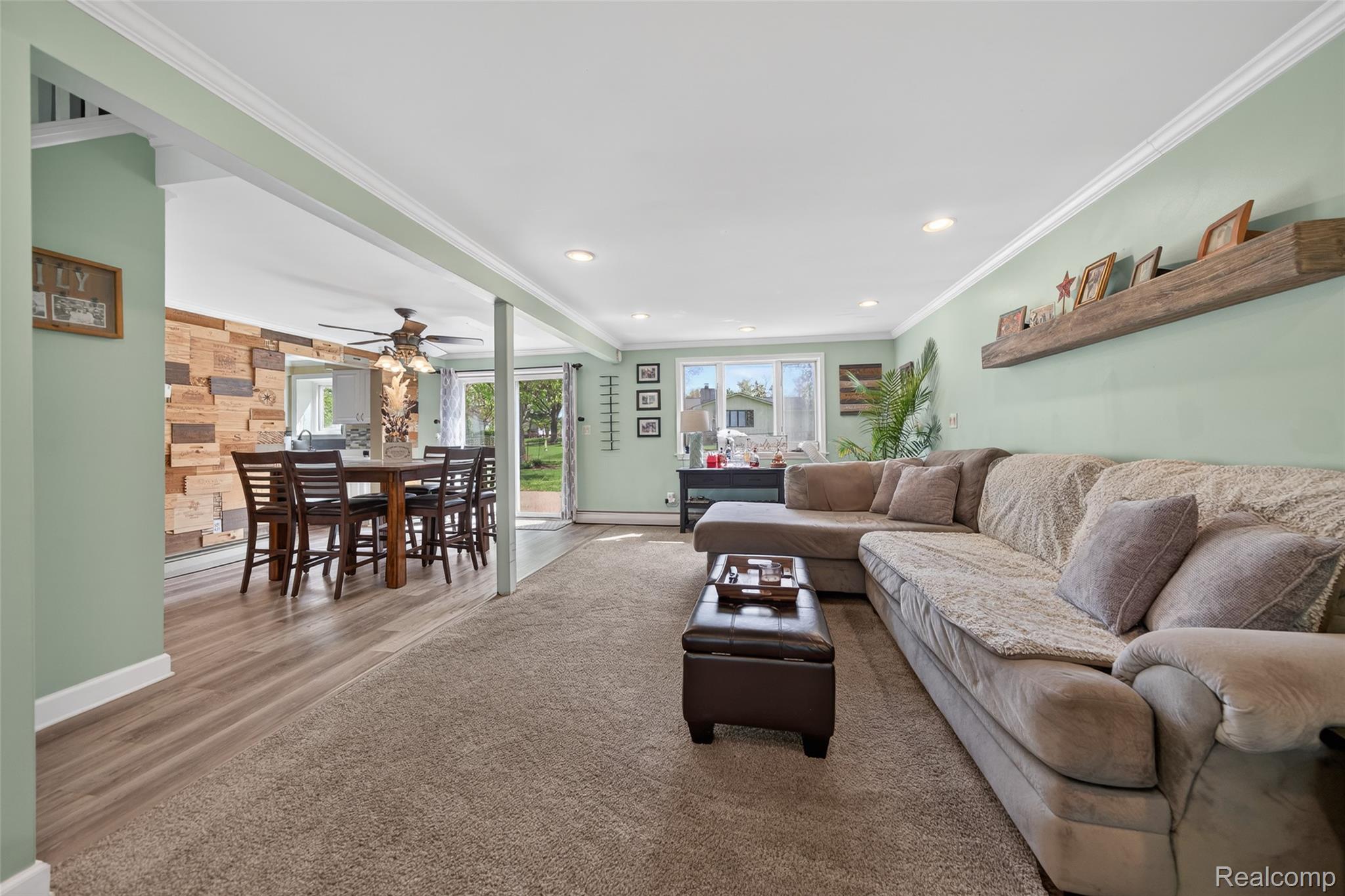 2260 Shankin Drive