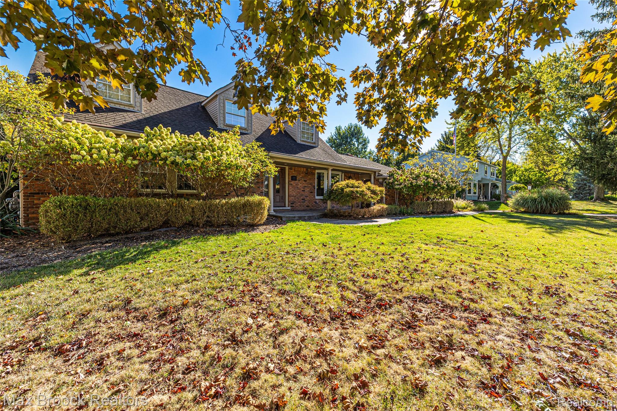 5605 Woodwind Drive