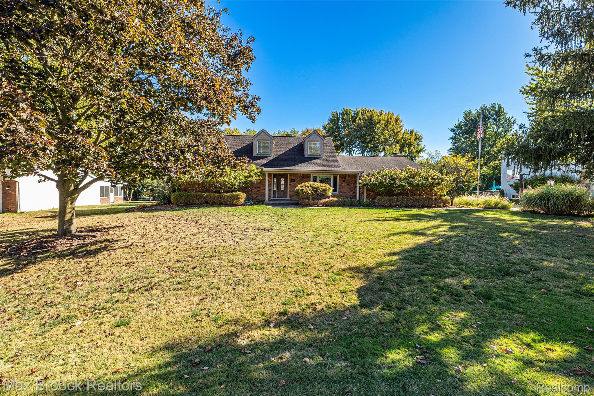 5605 Woodwind Drive