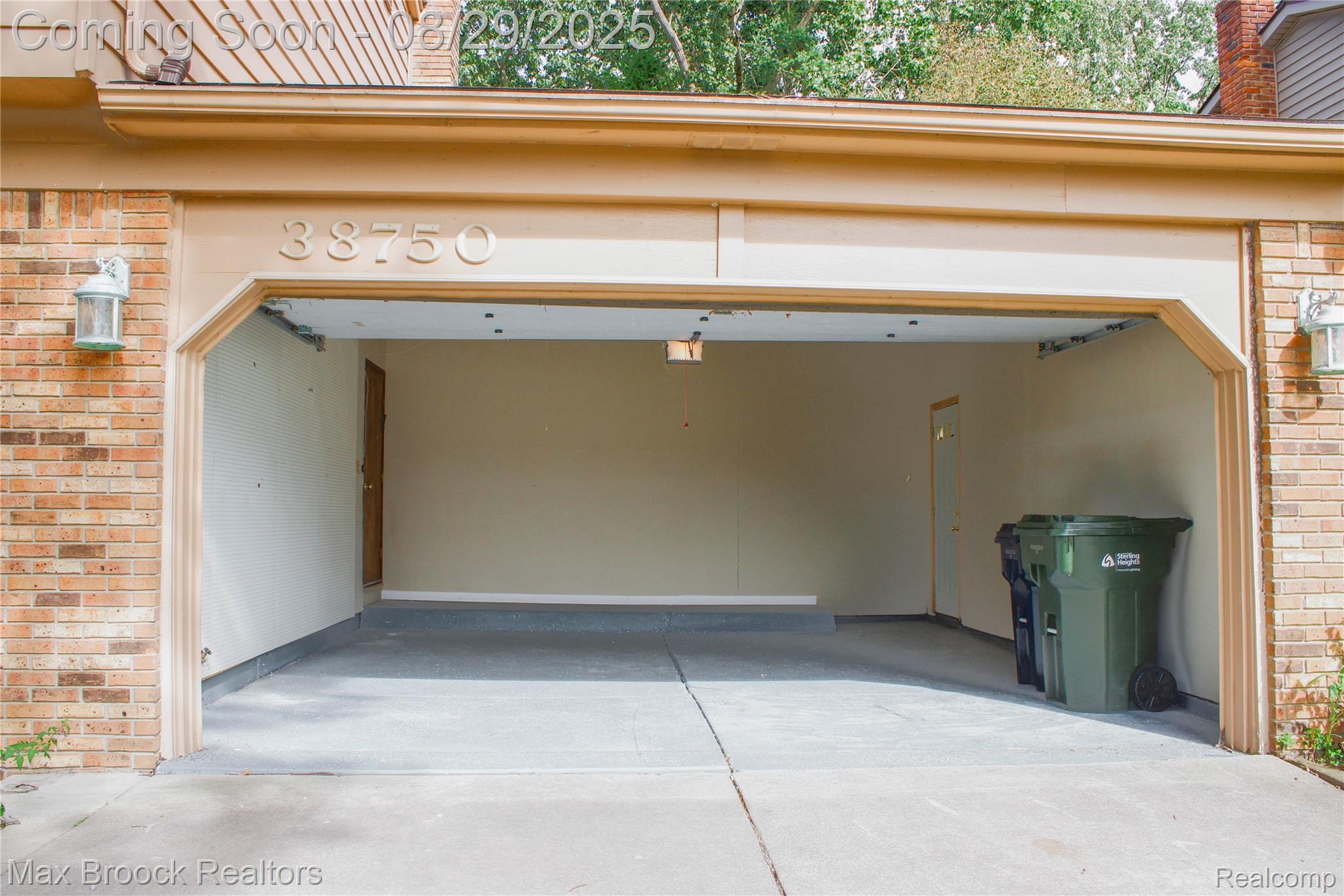 38750 Sumpter Drive
