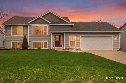 Photo of 5315 Windfield Drive, Allendale Charter Township, MI 49401 (MLS # 65026014802)