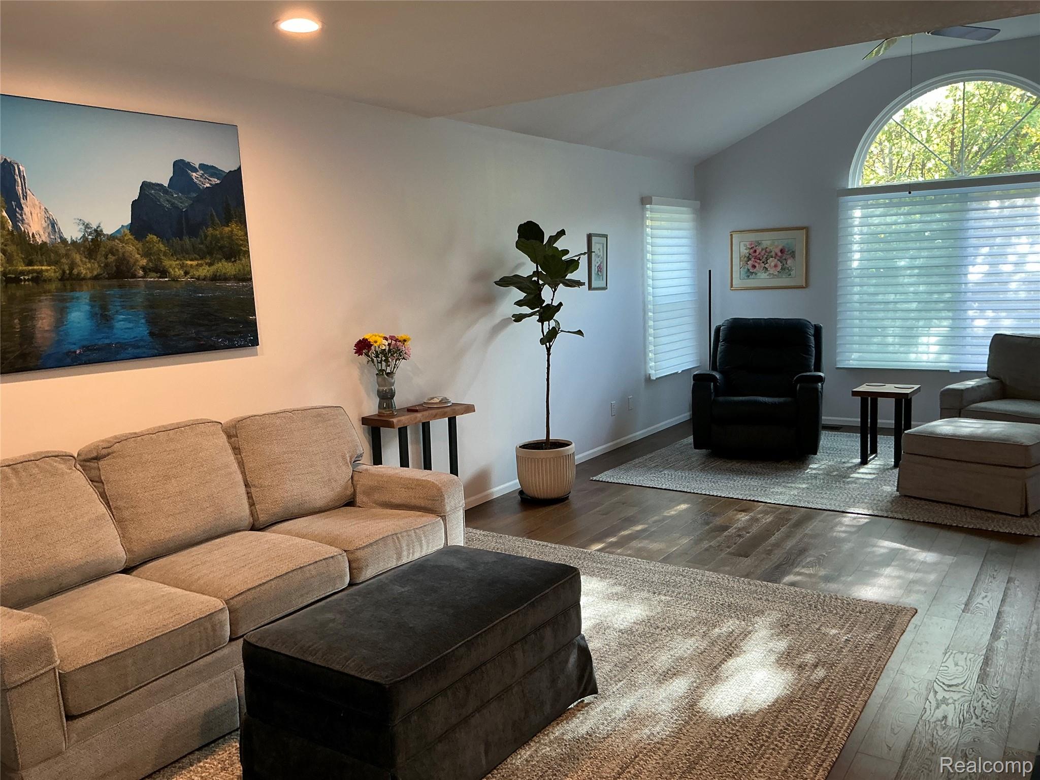 616 Perry Creek Drive 11