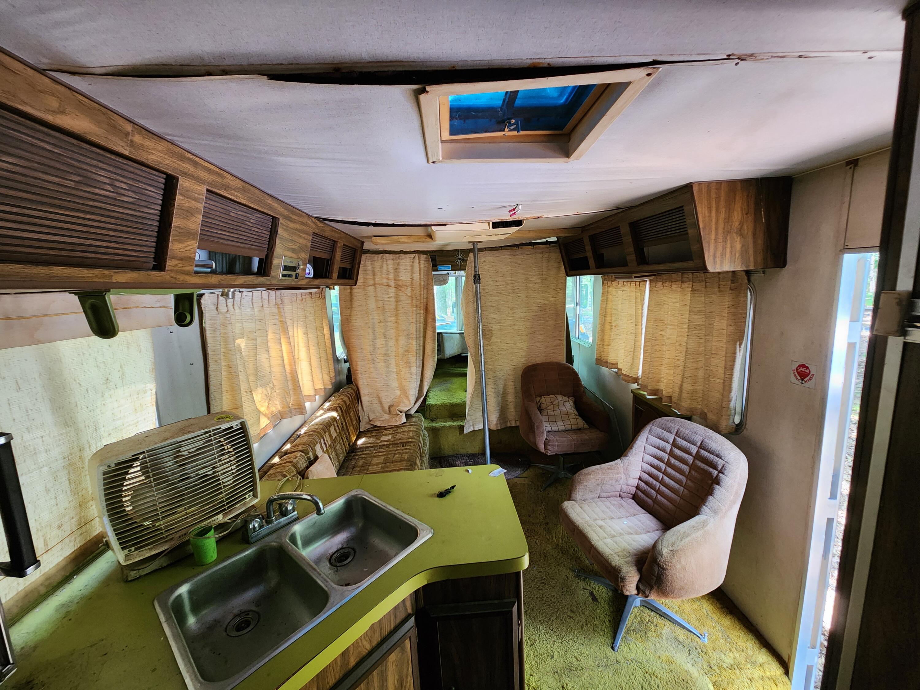 9447 S Wildwood Boulevard