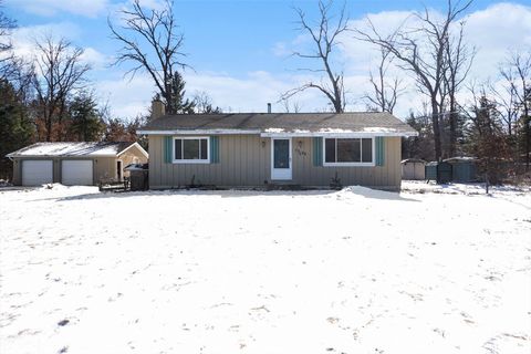 Photo of 23589 Gates Road, Unknown, MI 49329 (MLS # 72026006713)