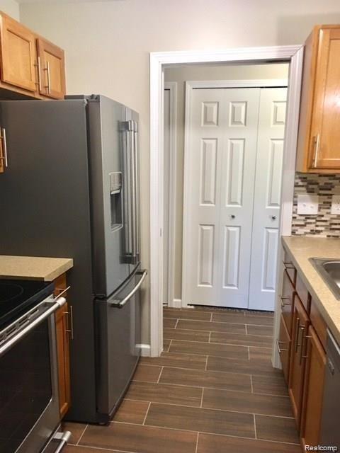 Auburn Hills City, Michigan 48326, United States, 1 Bedroom Bedrooms, ,1 BathroomBathrooms,Residential,Active,236783