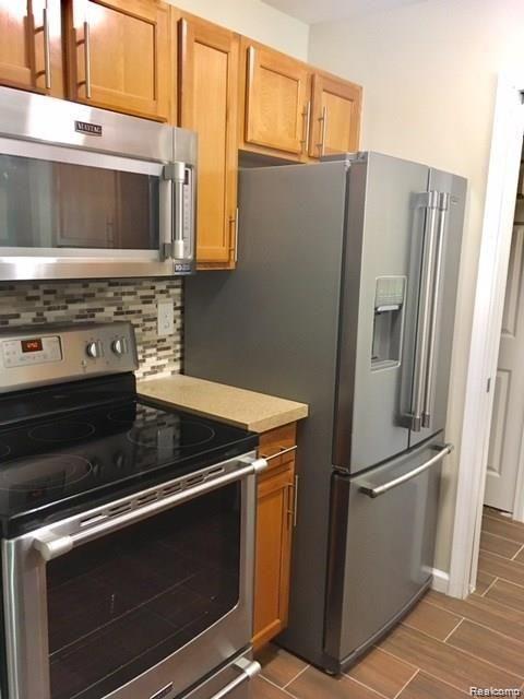 Auburn Hills City, Michigan 48326, United States, 1 Bedroom Bedrooms, ,1 BathroomBathrooms,Residential,Active,236783