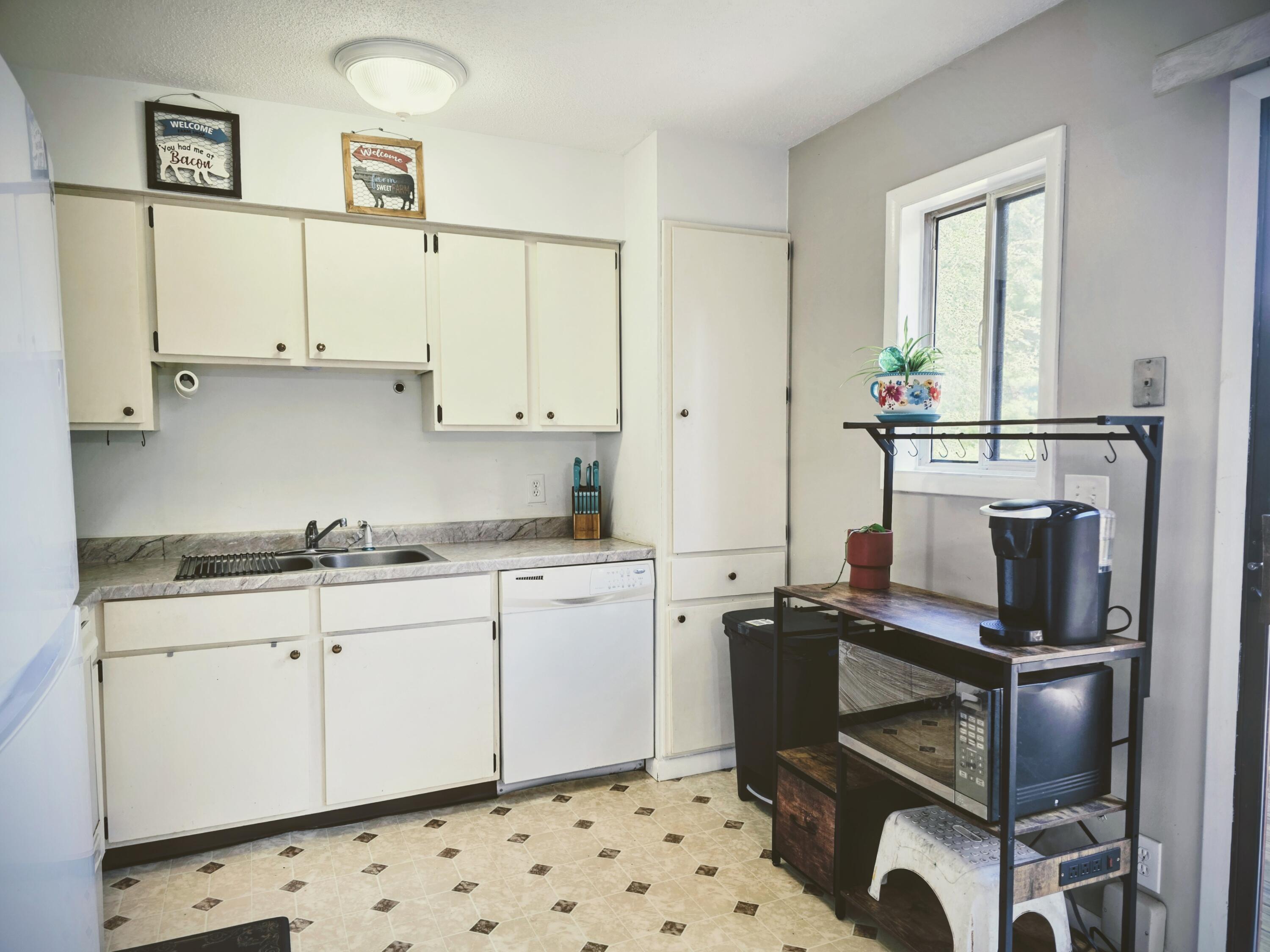 808 Rolling Meadows Drive