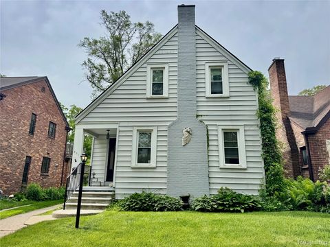 621 W Cambourne Street Ferndale City MI 48220