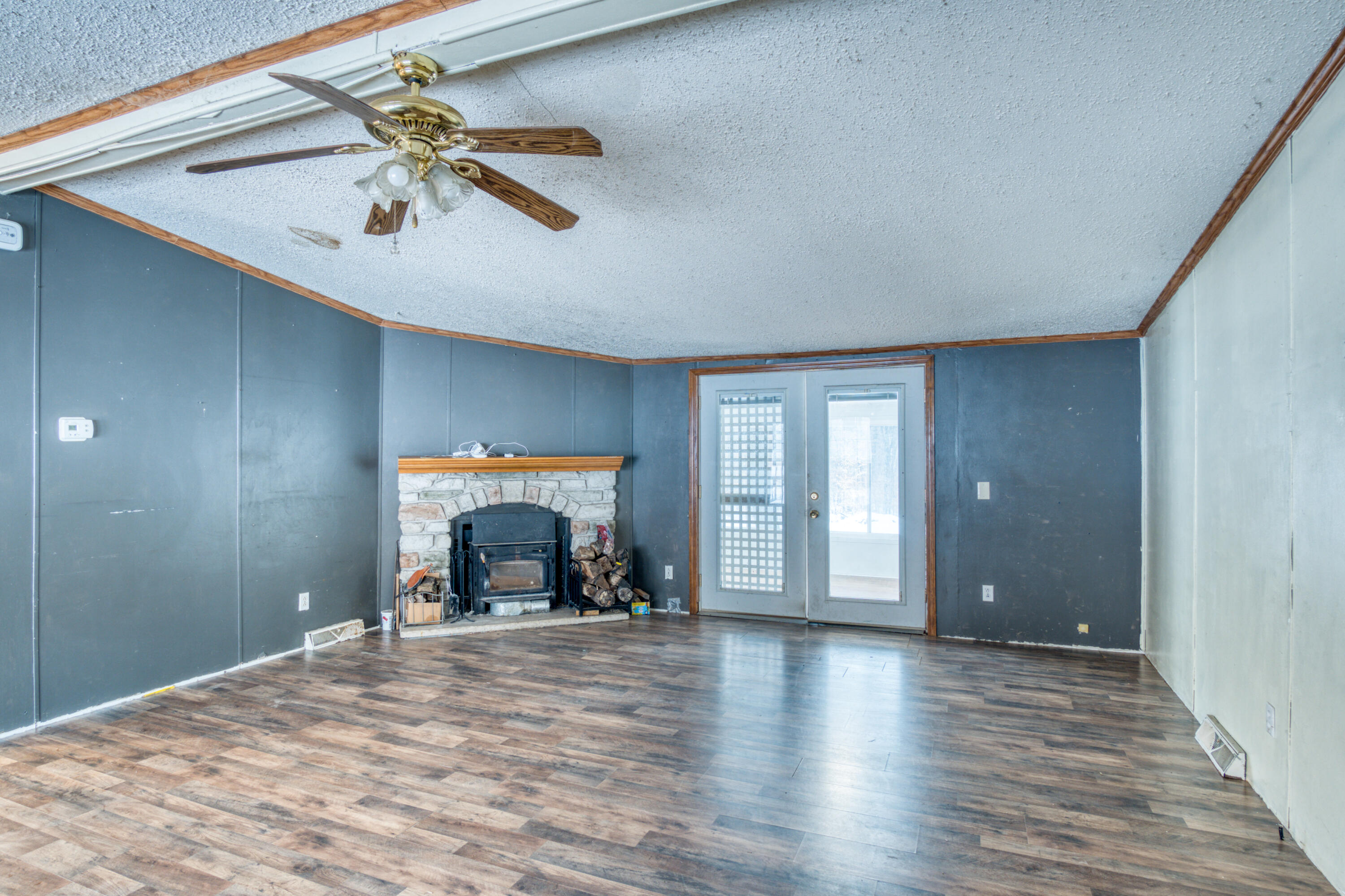 1041 S Poplar Avenue