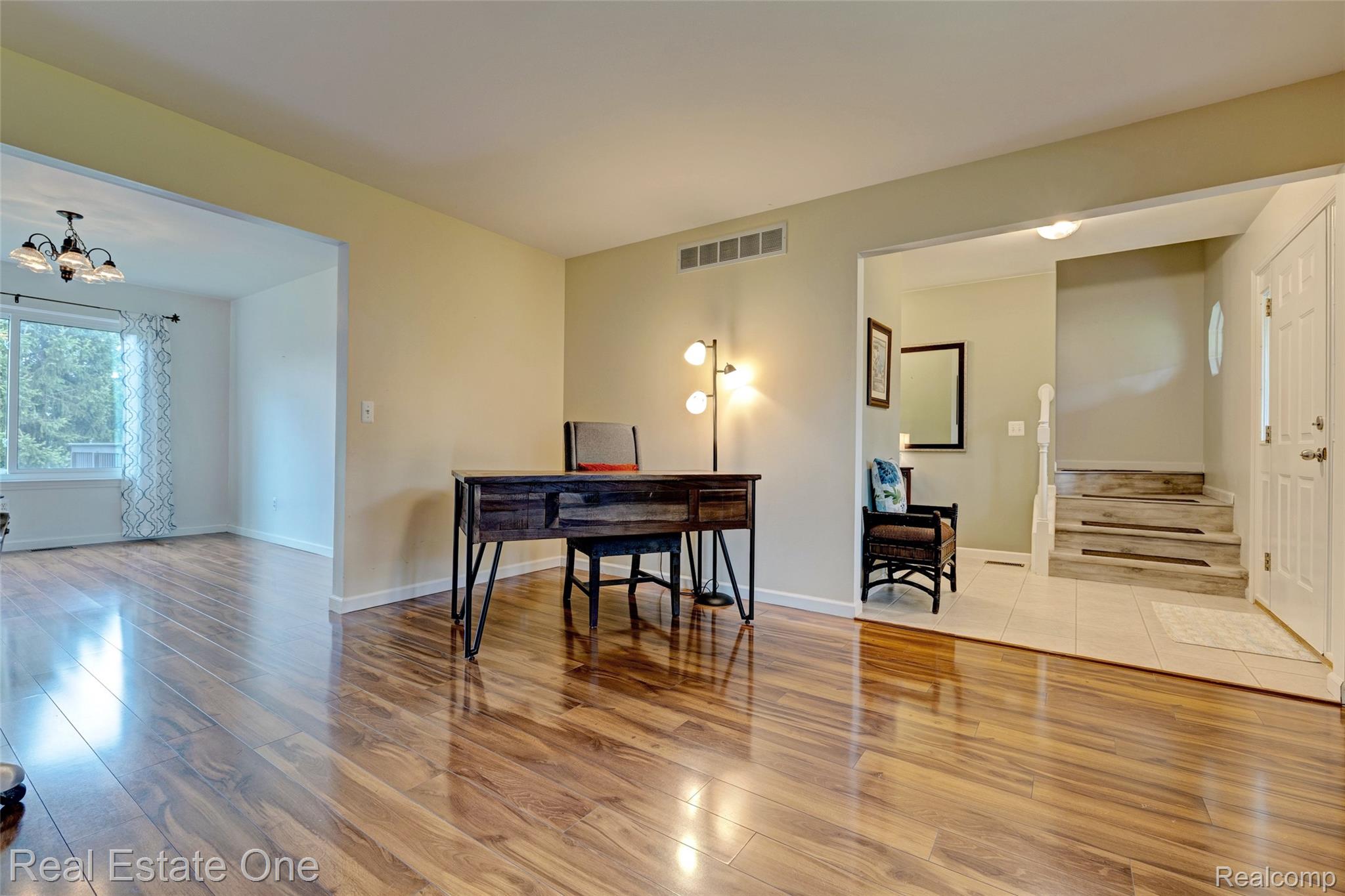 2324 Malena Lane