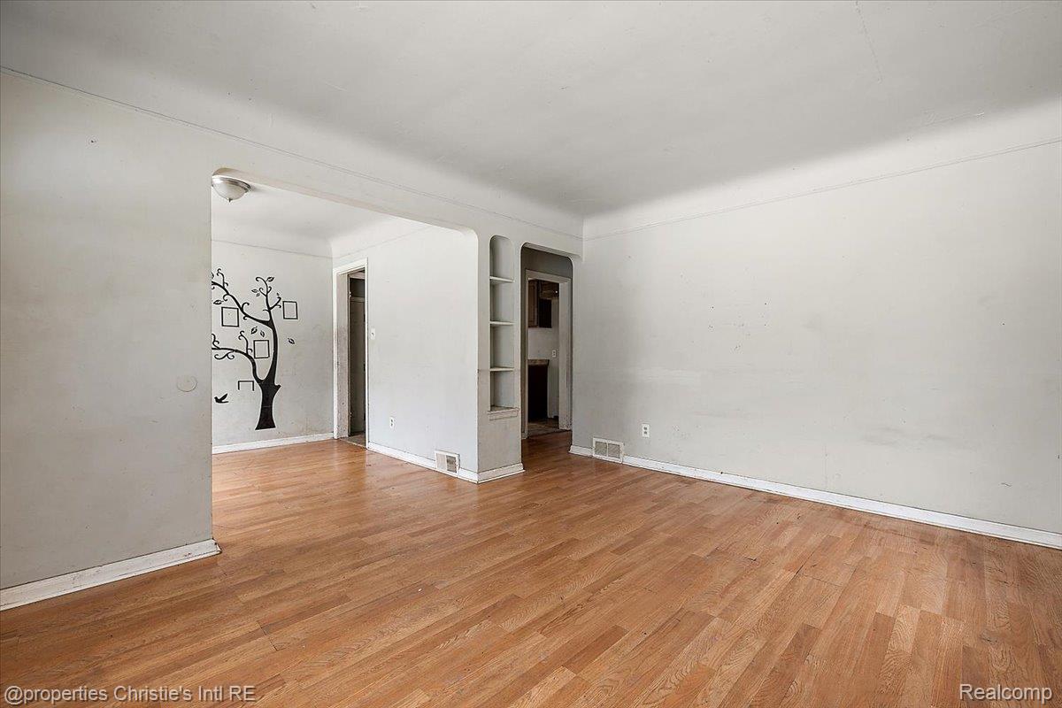 18555 Edinborough Road