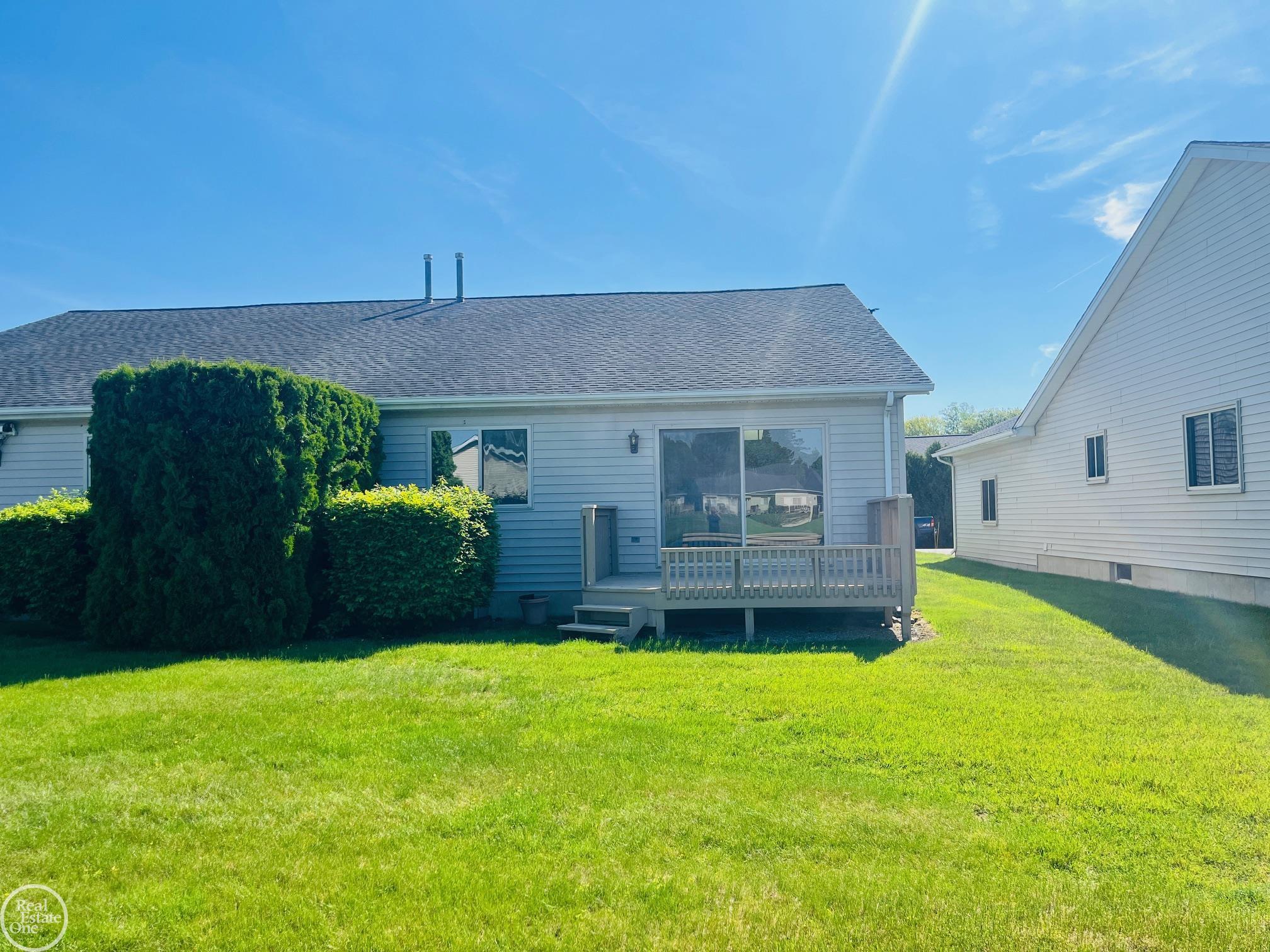 970 St Joseph Lane