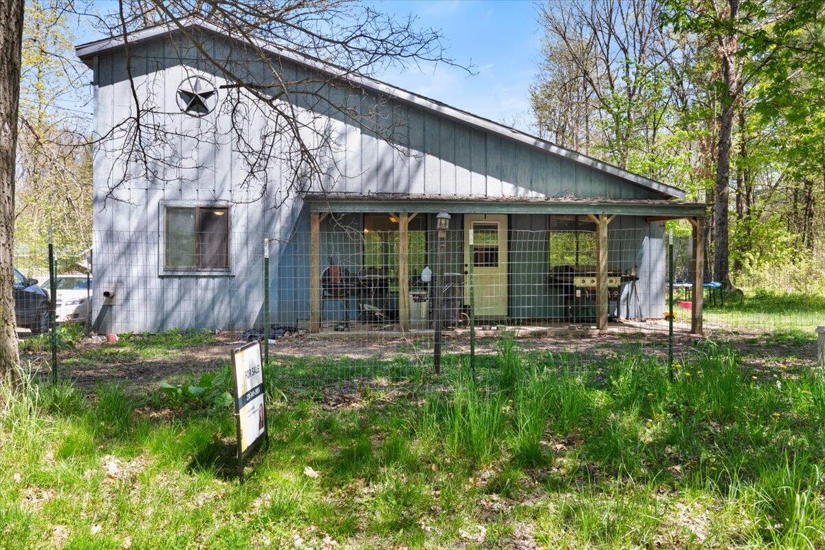 8744 Mackinaw Trail Drive