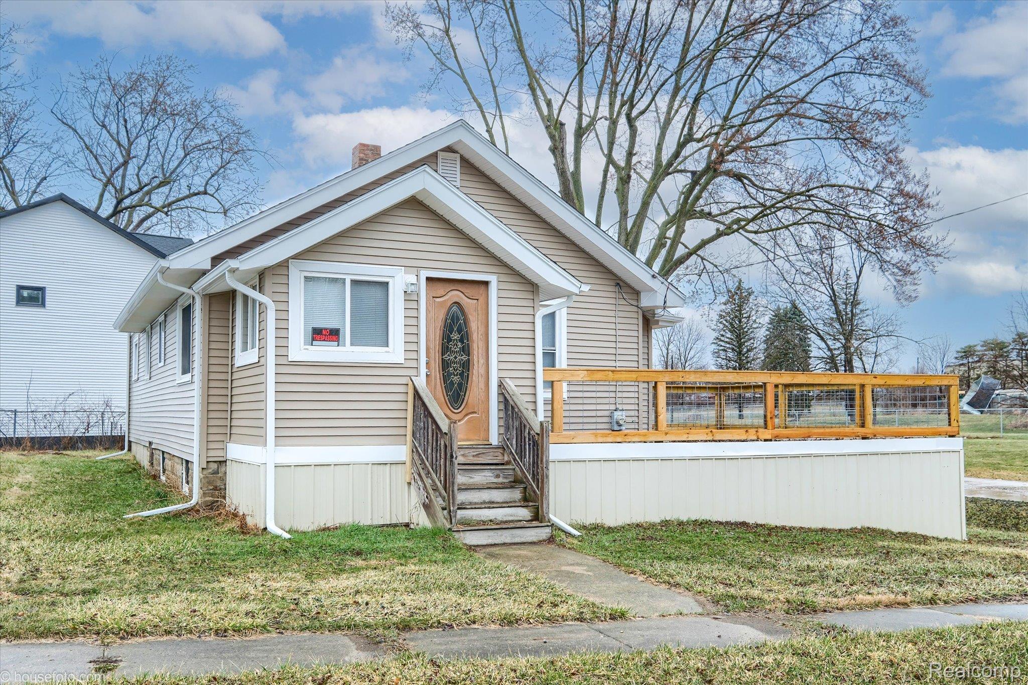 2127 Kenneth Street