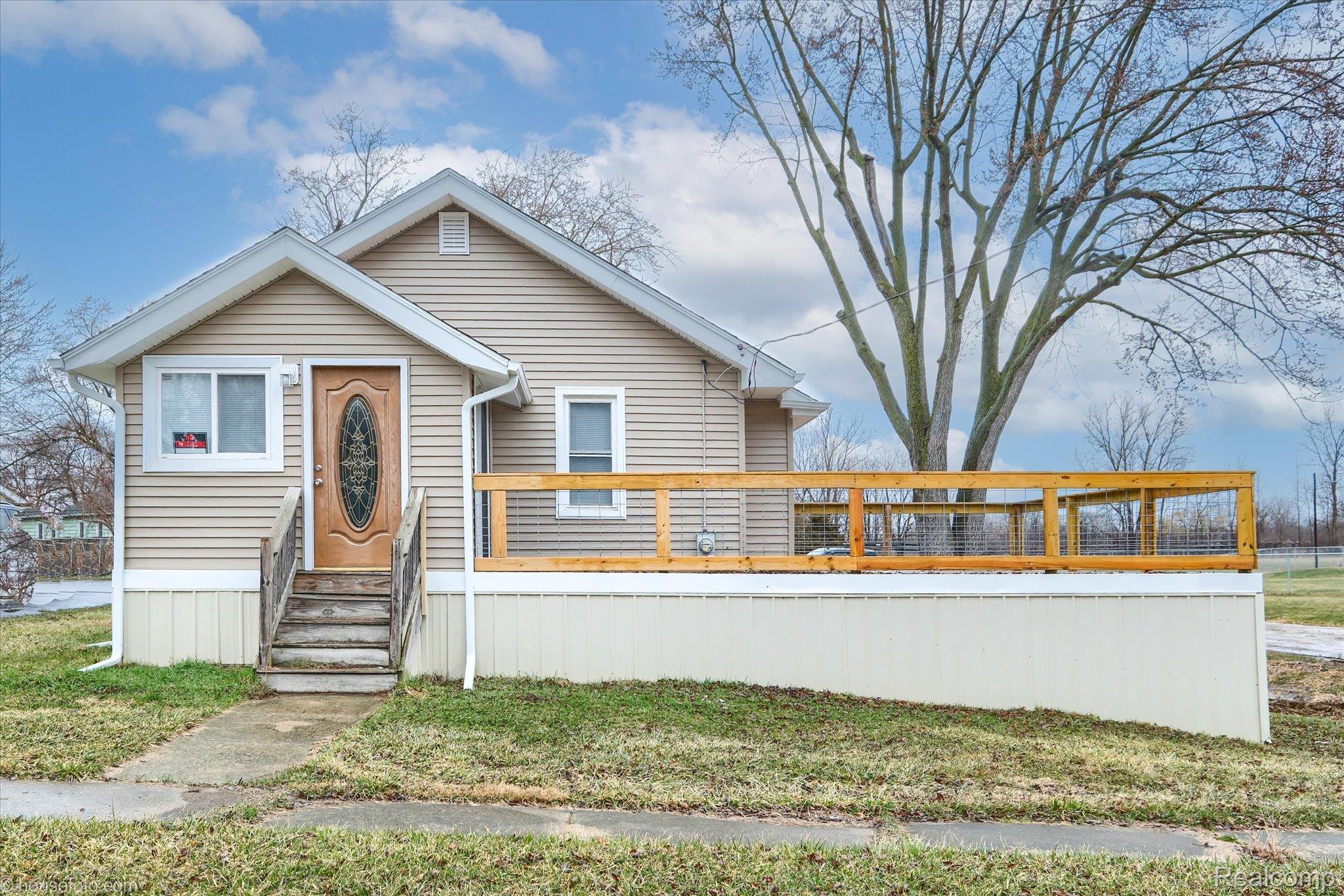 2127 Kenneth Street