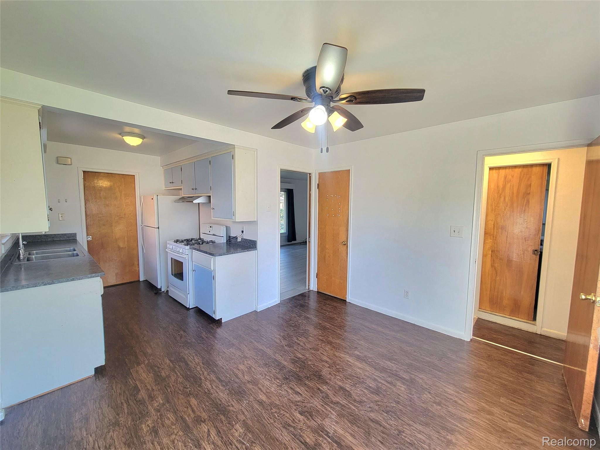 3039 Pearl Avenue