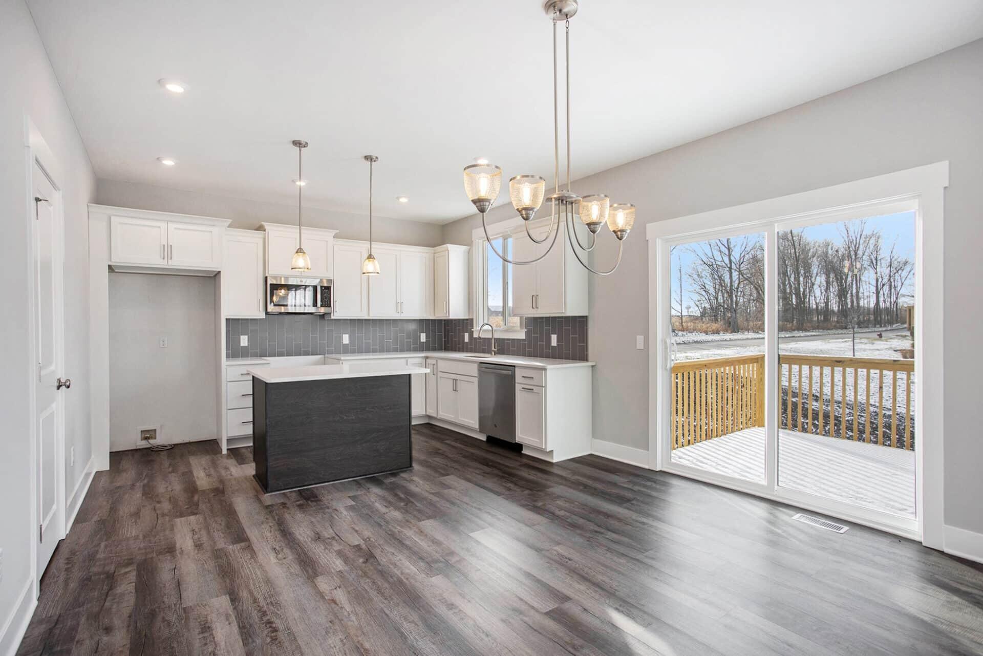 6823 Loggers Ridge Run SE