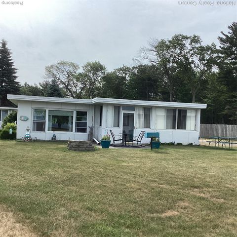 6024 Port Austin Road 5 Caseville City MI 48725