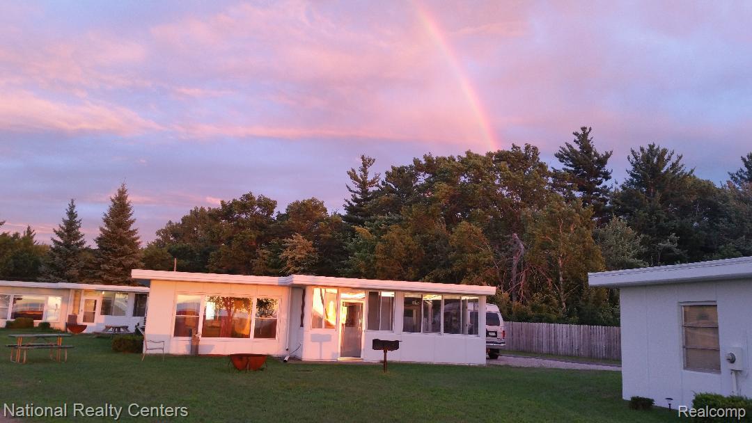 6024 Port Austin Road 5