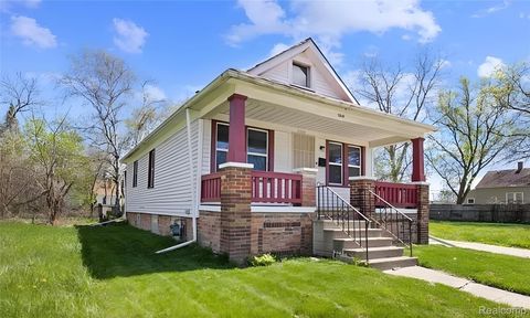 7260 Auburn Street Detroit City MI 48228