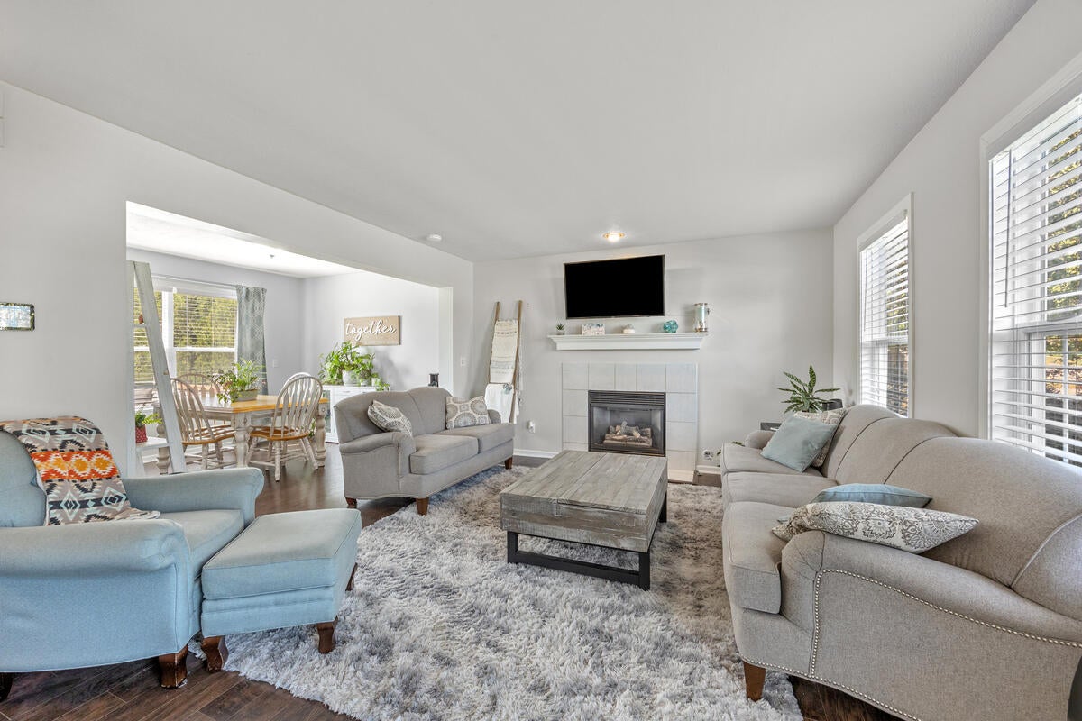 900 Scott Woods Drive NE