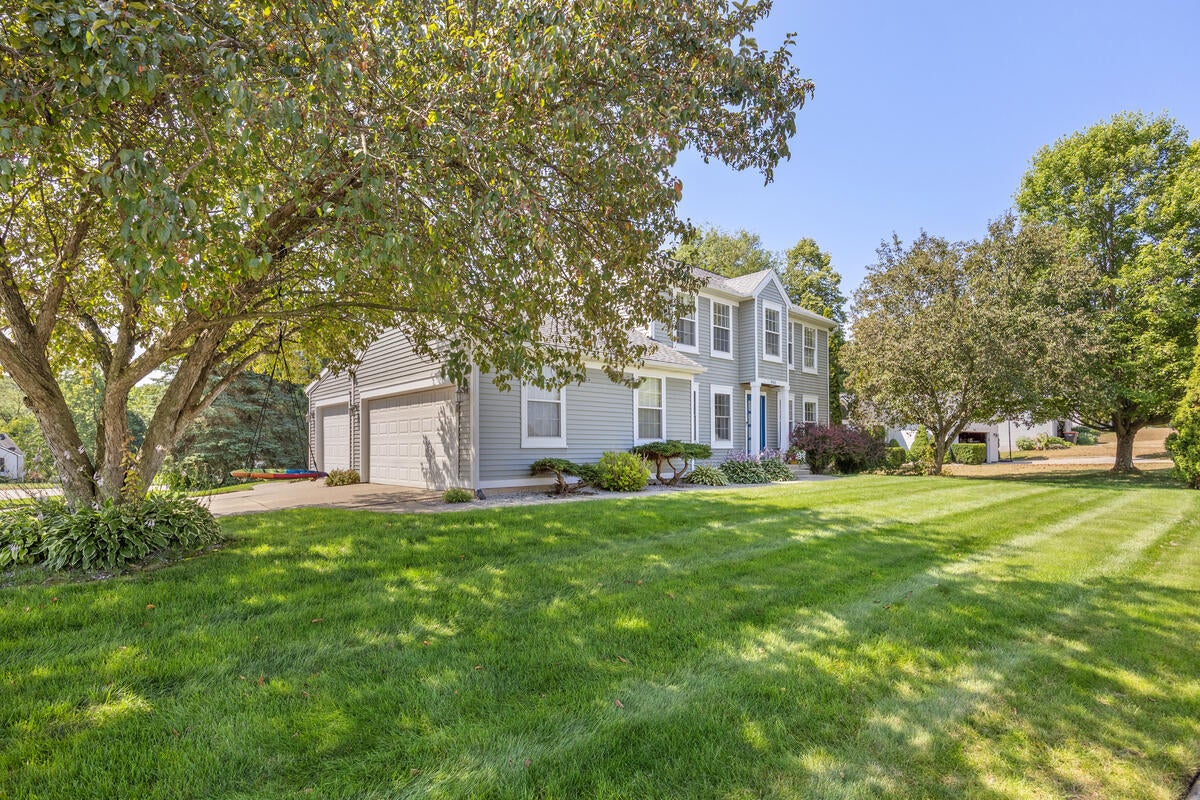 900 Scott Woods Drive NE