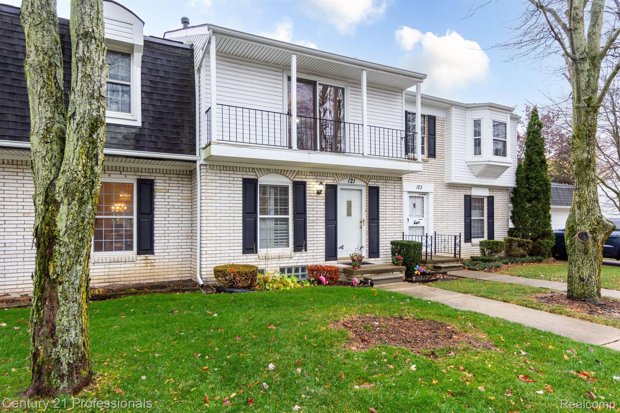 121 STRATFORD Lane 92