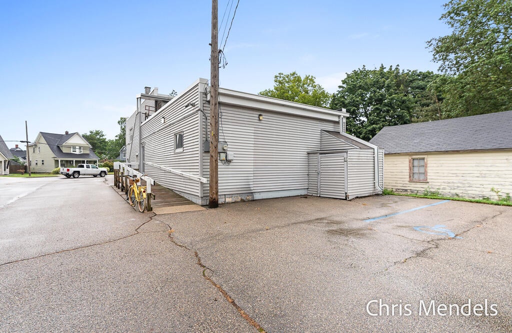 578 S Shore Drive