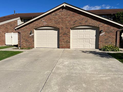 29077 Tiffany Drive W Southfield City MI 48034