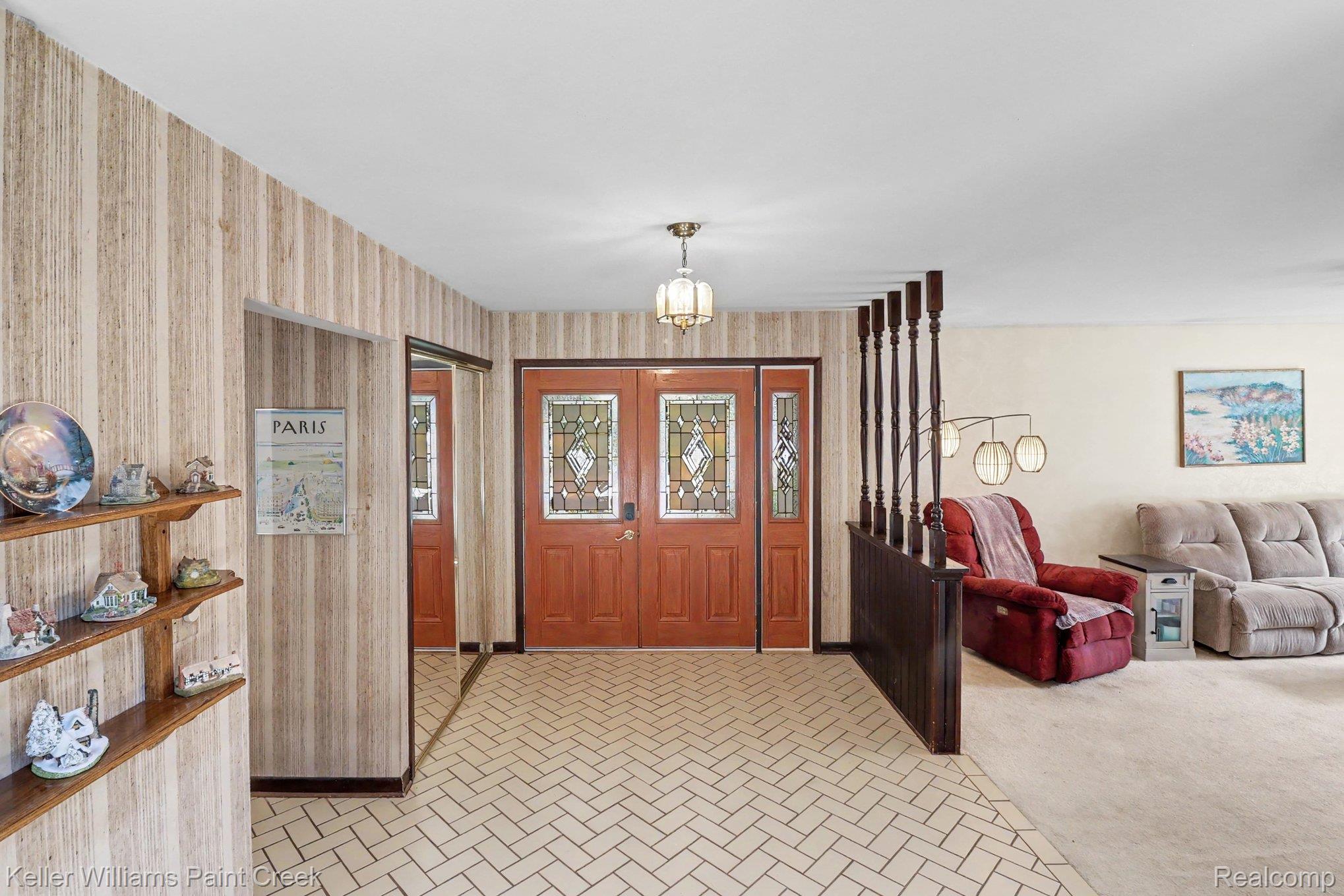 5342 Red Fox Drive