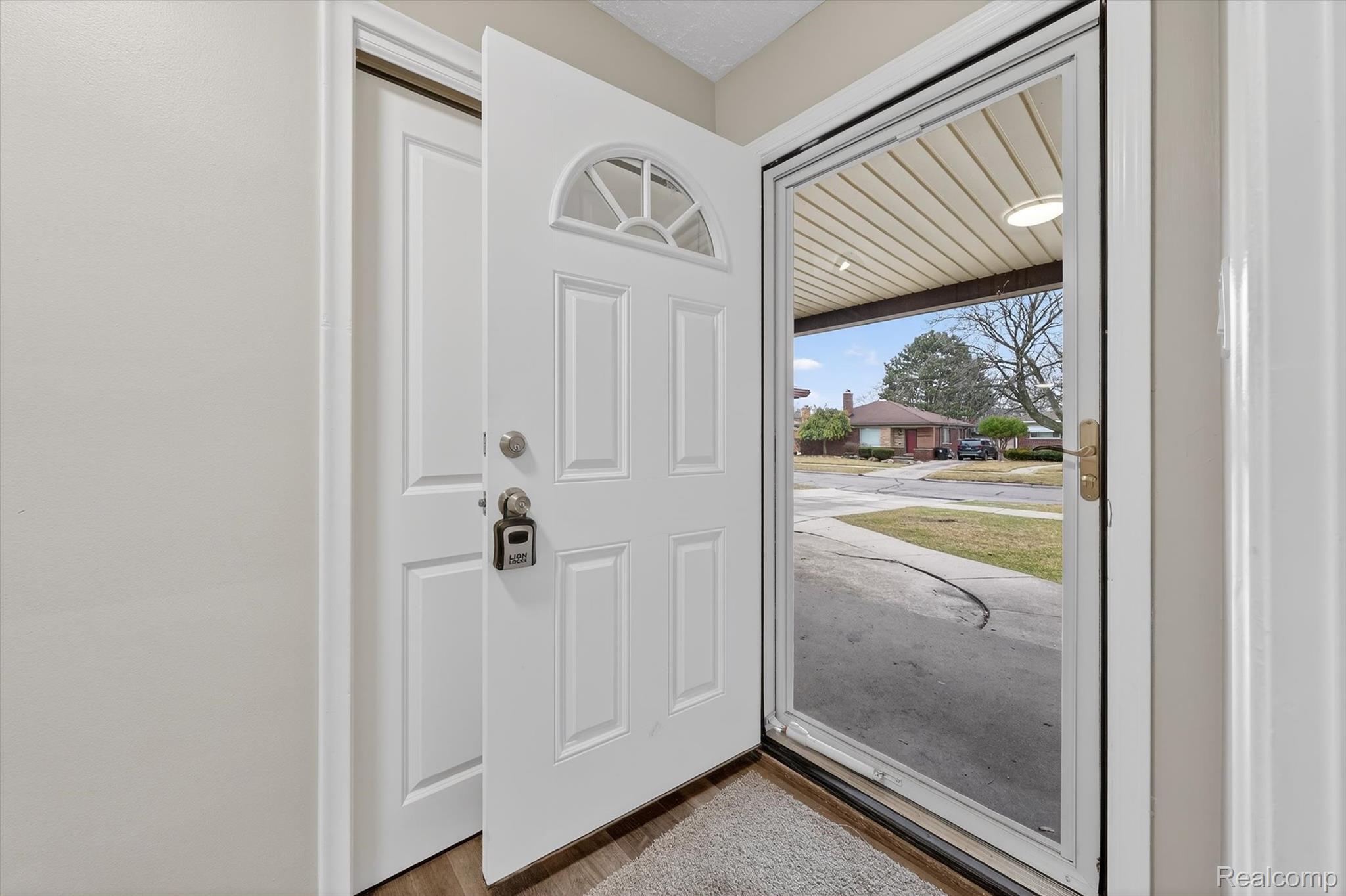 9289 Marion Crescent