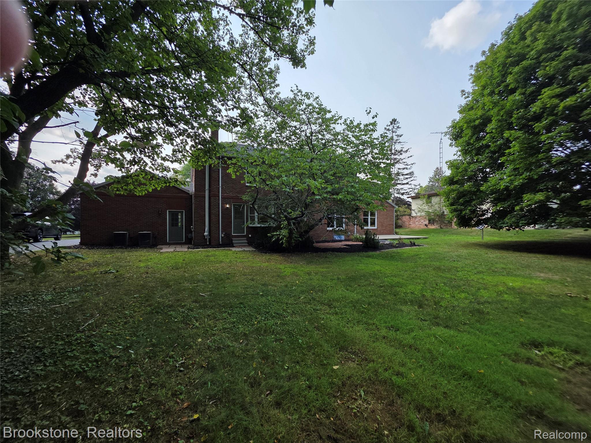 1210 Springborrow Drive