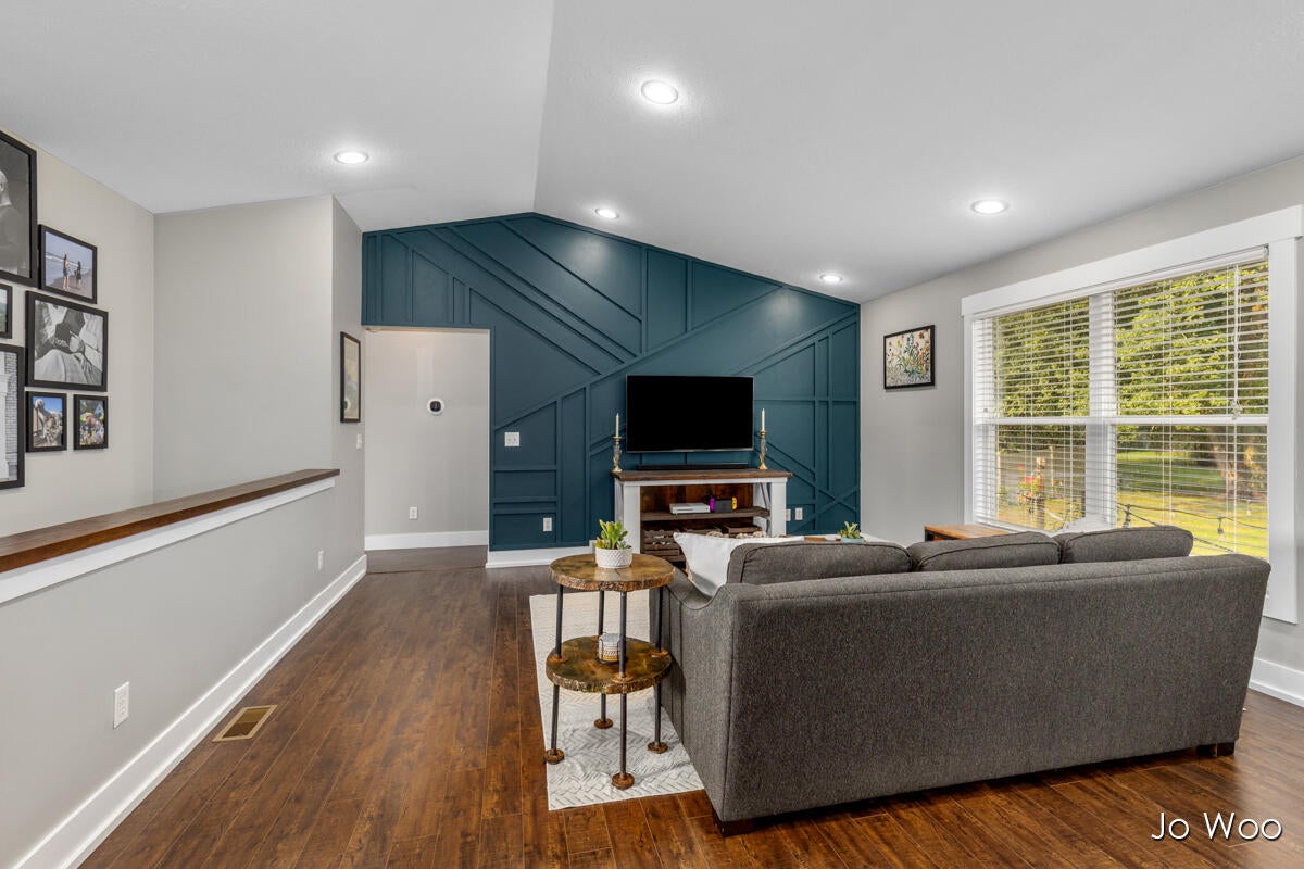11395 Hunters Meadow Drive