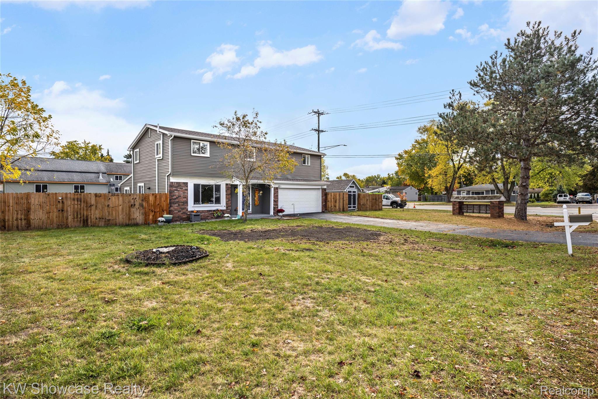 2606 Caterham Drive