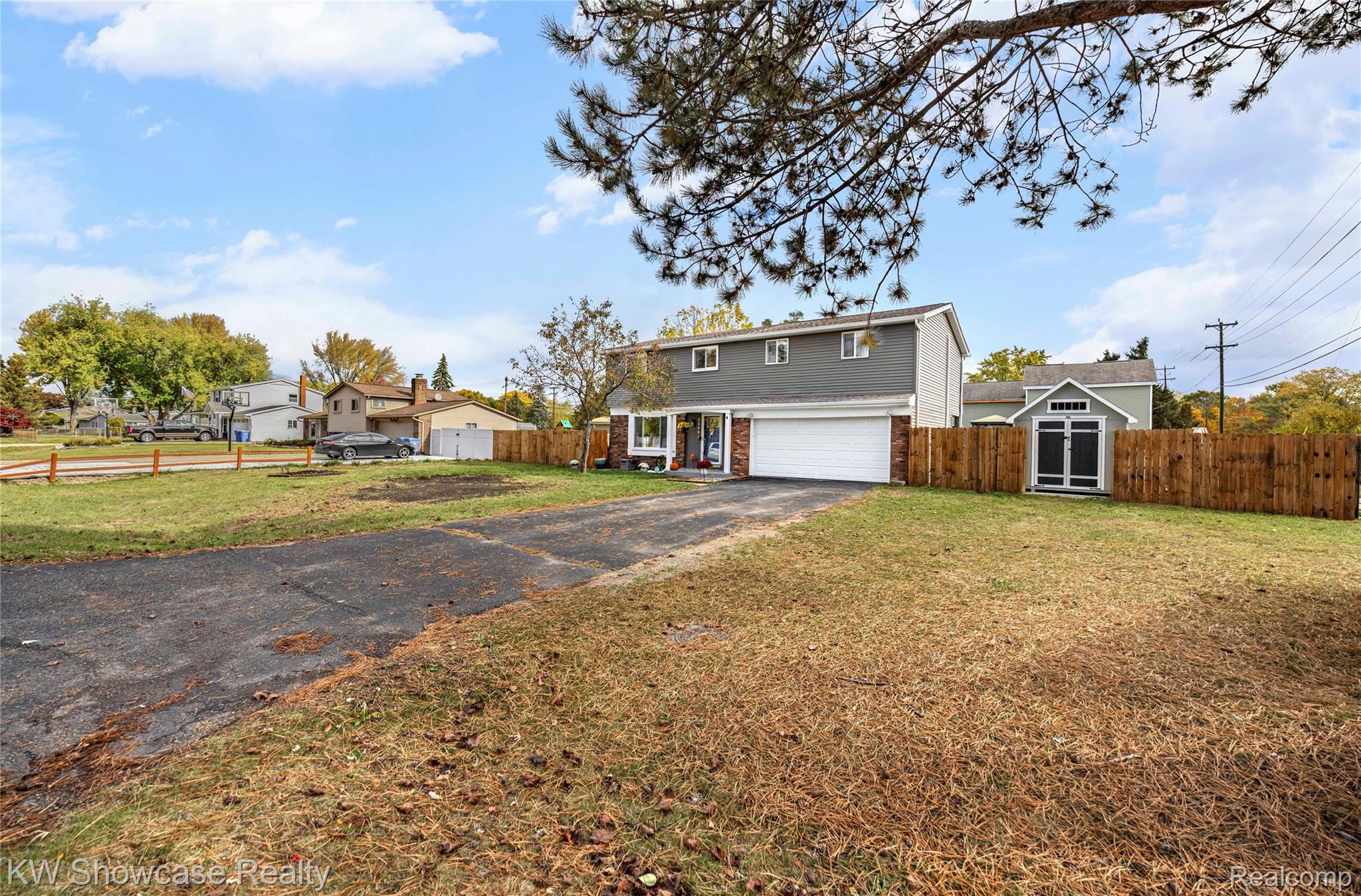 2606 Caterham Drive