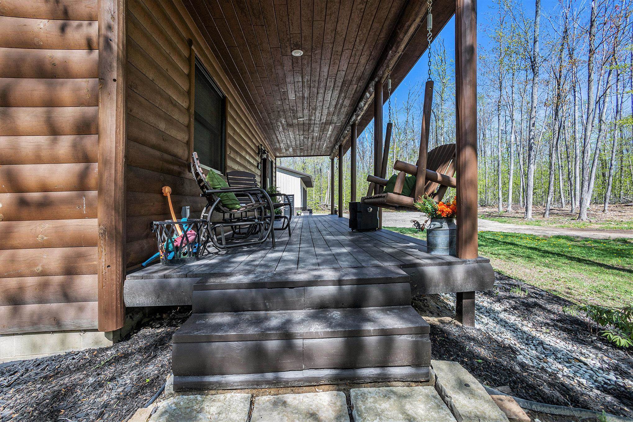 9266 Kenyon Trail