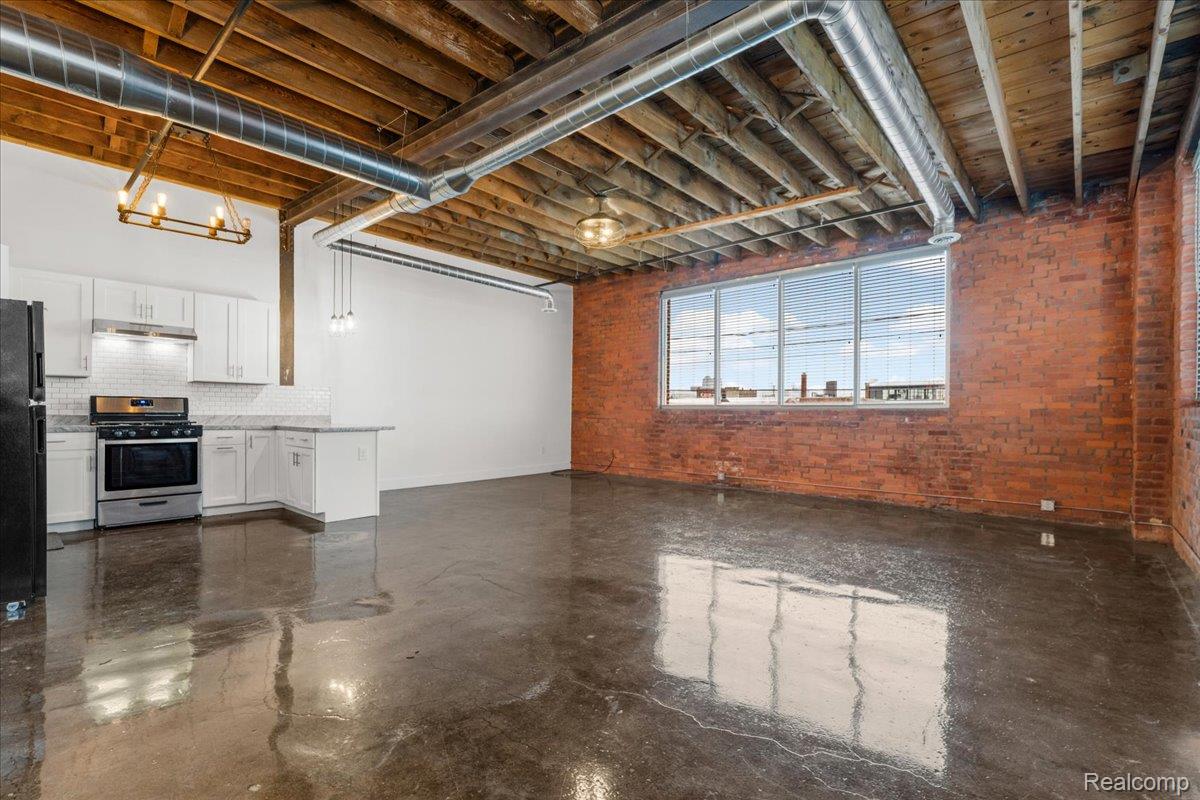 2614 Riopelle Street 1