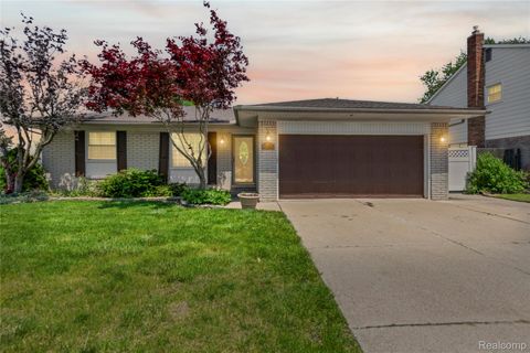 Photo of 22356 Woodstock Court, Woodhaven City, MI 48183 (MLS # 20261036015)