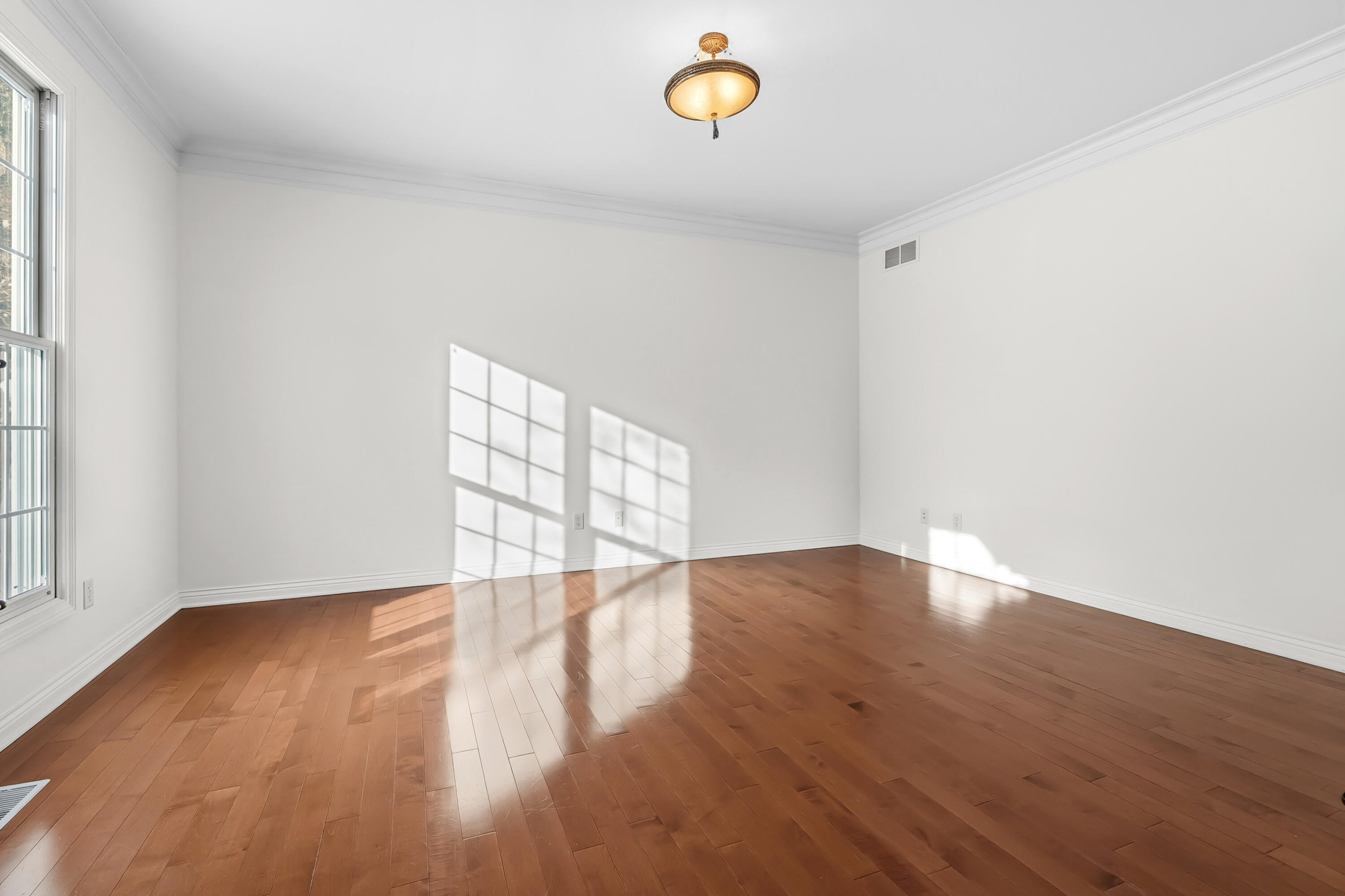 8272 Bainbridge Drive